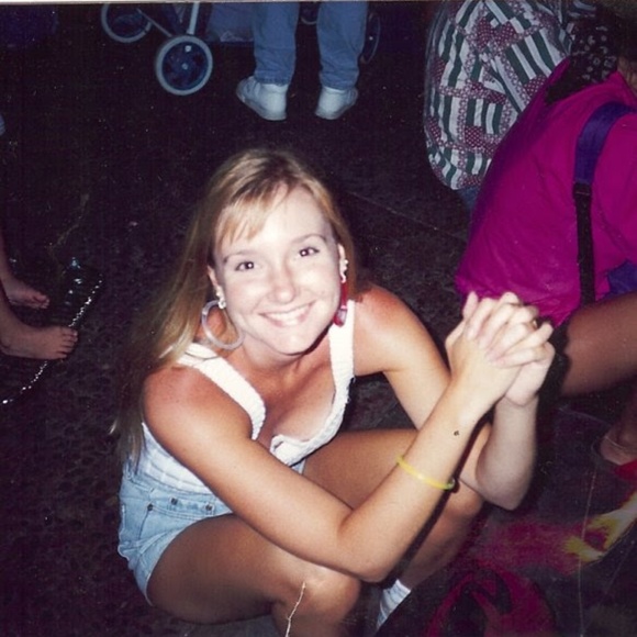 Jennifer Halley - Picture 2 of 8